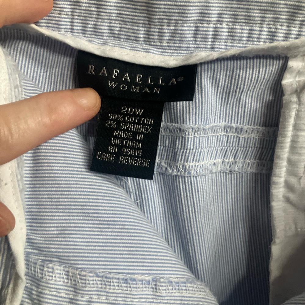 Rafaella Blue Capri Pants or long shorts Lightweight Summer Style 20W - Picture 9 of 10